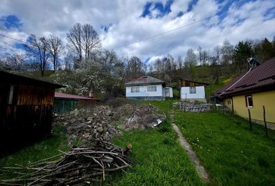 Teren intravilan de 711 mp, în Hangu - 2