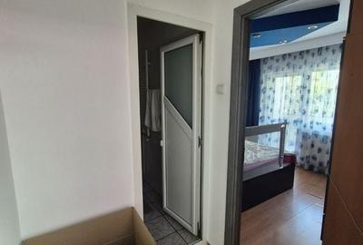 Ap decomandat 4 camere , 2 bau si 2 balcoane-zona Colentina bloc 1986 - 19