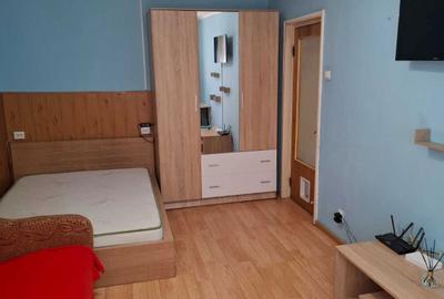 Garsonieră decomandată în Berceni