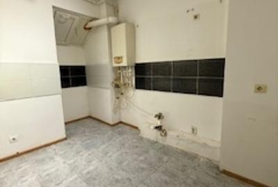 Giulesti, Str Agnita, bloc 2016, Ap 3 camere, 85 mp pret 84000 euro - 3