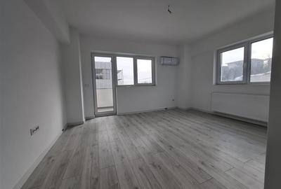 Apartament cu 3 camere decomandat în Galata - 4