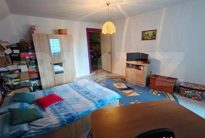 Casă cu 7 camere cu Garaj în Mărișel - 9