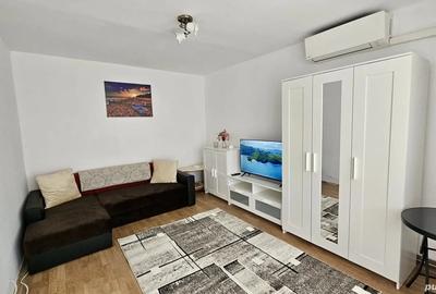 Garsonieră decomandată în Central - 1