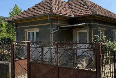 Casă cu 4 camere în Gurahonț - 5