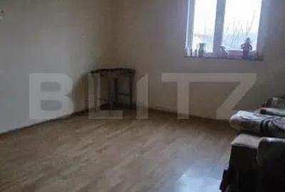 Casă cu 5 camere cu Teren 700 Mp în Grajduri - 3