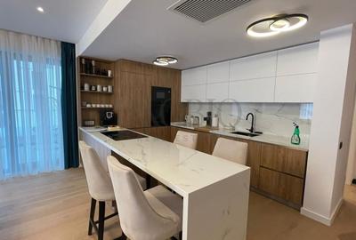 Apartament cu 4 camere, mobilat în Herăstrău