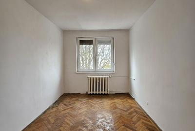 Apartament cu 3 camere decomandat în Cantemir - 18