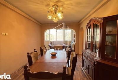Apartament cu 2 camere semidecomandat în Micro 14 - 18