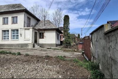 Casă cu 4 camere în Central - 7