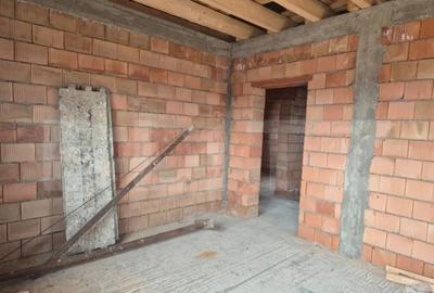 Casă cu 4 camere cu Teren 532 Mp în Corunca - 4