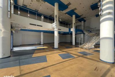 Spațiu comercial, de 396 mp, în Central - 15