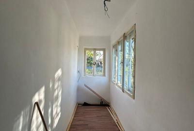 Casă cu 3 camere în Mintia - 3