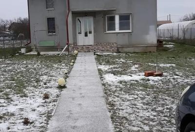 Casă cu 4 camere în Gepiu - 1