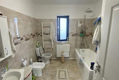 Casă cu 3 camere în Letea Veche - 6