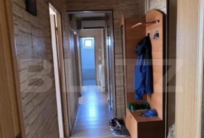Apartament de vanzare, cu 4 camere, 4 balcoane, 75 mp, zona - 7