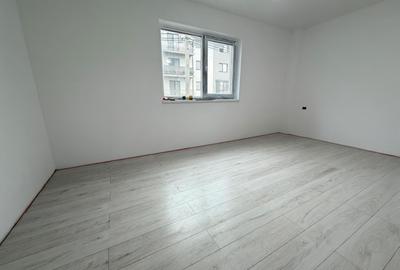 Apartament cu 2 camere decomandat în Horpaz - 3