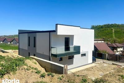 Casă cu 5 camere cu Teren 700 Mp în Bârnova - 2