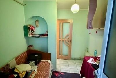 CARREFOUR FELICIA - 1 CAMERA DECOMANDAT - ETAJ INTERMEDIAR - BLOC DIN 1980 - 6