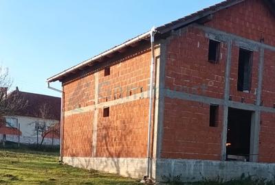 Casă individuală cu 5 camere cu Canalizare în Cresuia - 6