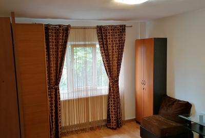 Apartament cu 2 camere decomandat, etajul 2/4, zona CUG - 2