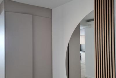 Apartament cu 3 camere decomandat în Central - 1