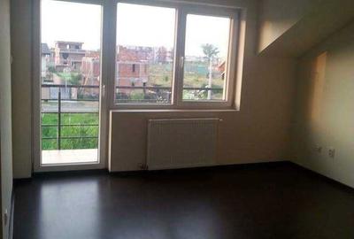 Apartament cu 3 camere decomandat în Central - 3