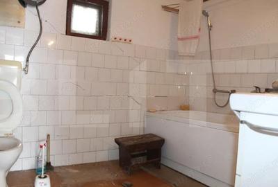 Casă cu 3 camere cu Teren 2880 Mp în Boroșneu Mare - 7