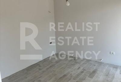 Casă cu 8 camere cu Teren 1037 Mp în Central - 15