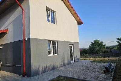 Casa Individuala cu 4 camere situata in Breazu - 9