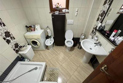 Casa P+1 de vanzare in Vanatori ! - 10