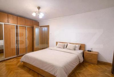 Apartament cu 4 camere decomandat în Aradului - 9