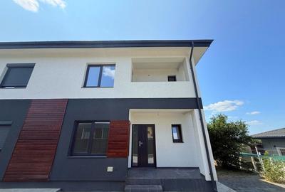 *Duplex Modern* - Visan *Toate utilitatile* - 120mpu - 2