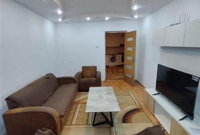 Apartament cu 3 camere decomandat în Colentina