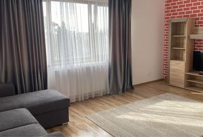 Apartament cu 2 camere decomandat în Tractorul - 2