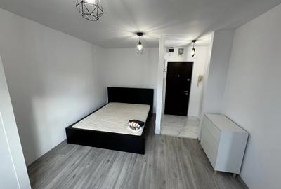 Garsoniera semidecomandata, 25 mp, metrou aproape, P-ta Gorjului - 1