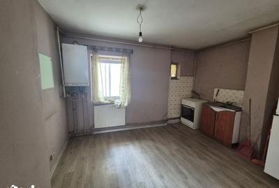 Apartament cu 3 camere decomandat în Central - 4