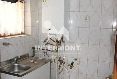 Apartament cu 4 camere în Central - 13