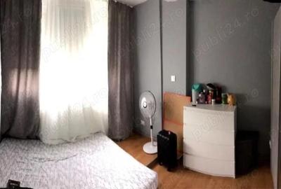 Apartament cu 4 camere decomandat în Soarelui