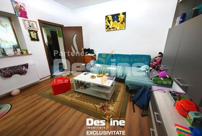 Casă cu 5 camere cu Canalizare în Palat - 11