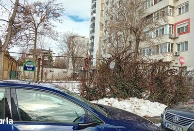 Teren de 503 mp, în Grivița - 12