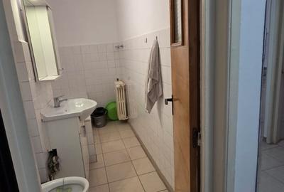 Garsonieră decomandată în Unirii