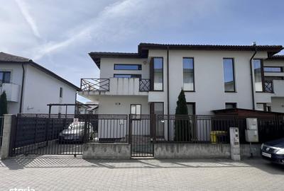 Casă cu 4 camere în Central