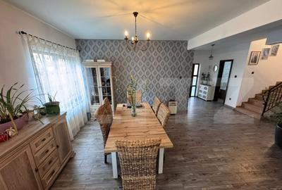 Proprietate Impecabila in Racari Locuin?a Ideala pe - 1