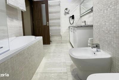 Apartament cu 4 camere în Central