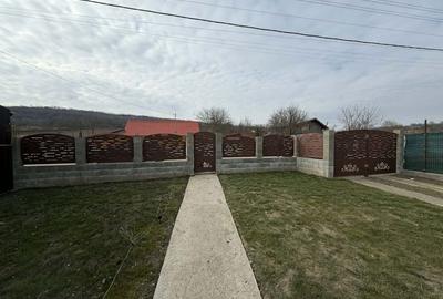 Casă cu 4 camere cu Teren 800 Mp în Bulboaca - 1