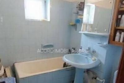 Apartament cu 4 camere decomandat în Dacia - 1