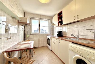 Piata victoriei, Nicolae Titulescu - 4