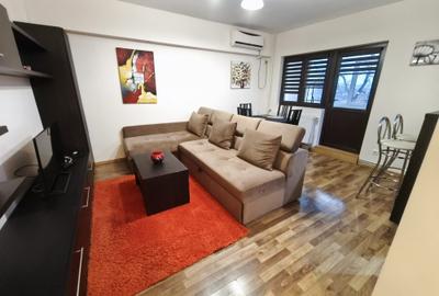 Apartament cu 2 camere decomandat, mobilat în Republicii