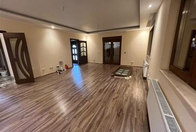 Casă individuală cu 5 camere cu Teren 600 Mp în Exterior Est - 2