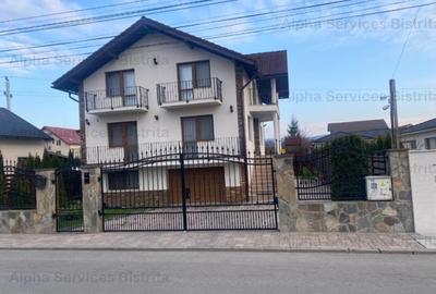 Casă cu 5 camere cu Teren 673 Mp în Central